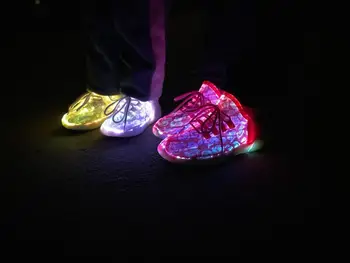 2020 High Tech Uus Led fiiberoptiliste Kingad tüdrukud poisid USB Laadida hõõguv Tossud süttib kingad õnnelik, jalanõud lastele