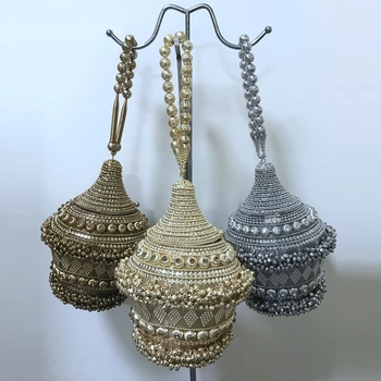 DOYUTIG Vintage India Disain Käsitsi Valmistatud Metallist Käekott Naistele Luksus Vähe Bell Pulm Sidurid Naiste Teemant Õhtul Kotti F750