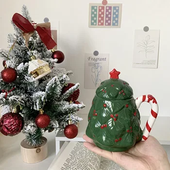 Uus 300mL 3D Christmas Tree Kuju kohvitass koos Kaanega Creative Christmas Decoration Atmosfääri Kaunistamiseks Piima Tee Keraamilised Tassid