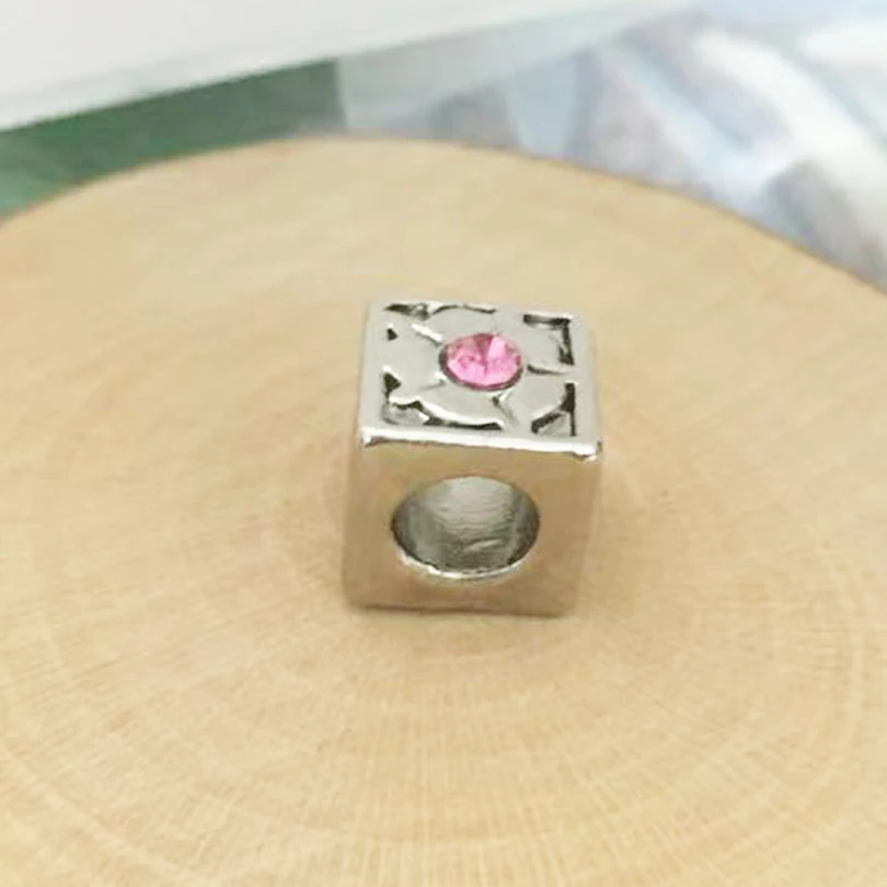 Tasuta kohaletoimetamine Roosa Kristall Lumehelves Square Beaded DIY Ehted Klassikaline Populaarne Amulett Sobib Pandora Käevõru Naiste Ehted 4