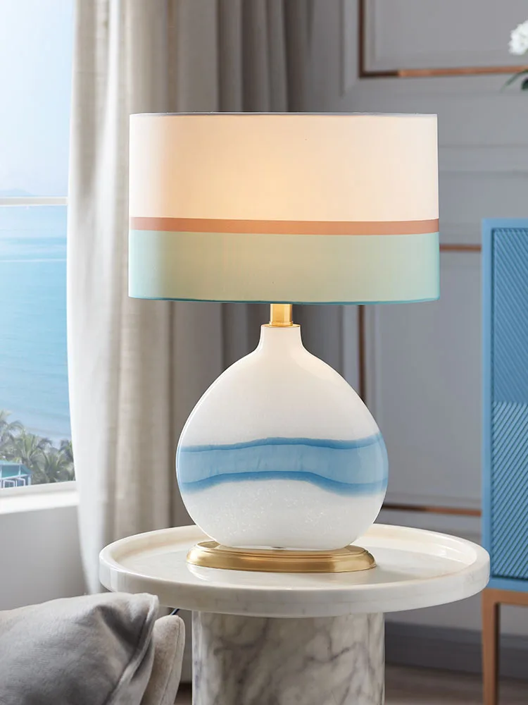Kallite kohandatud luksus klaas Vahemere tabel lamp magamistuba öö lambi Euroopa lihtne valge laua lamp 0