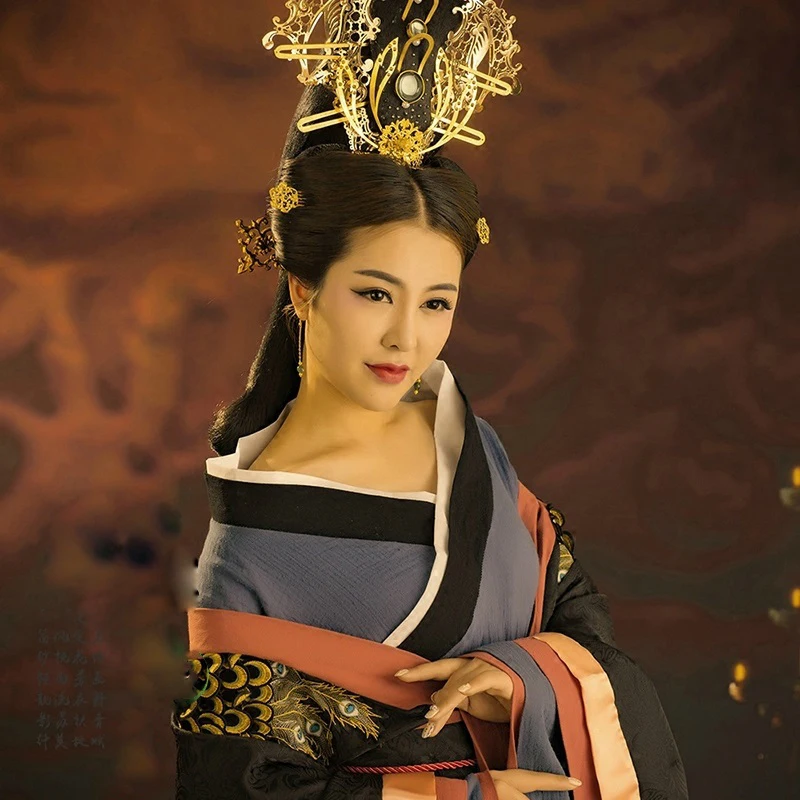 Cang Qiong Zhi Shang Kevadel Näitus Keisrinna Uhke Tang Sobiks Hanfu Kostüüm Temaatiline Fotograafia Kostüüm Hanfu Naistele 4