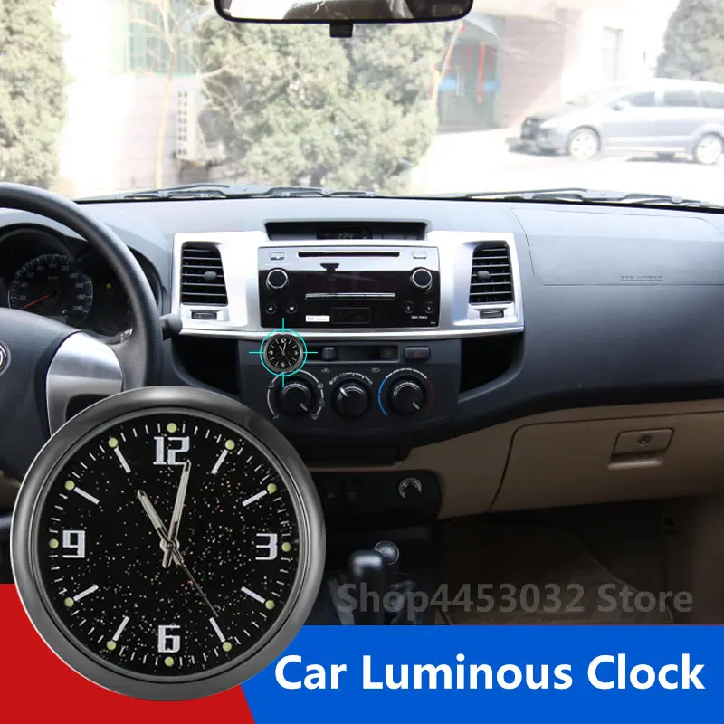 Toyota Fortuner Auto Kell Helendav Tähine Mini Digital Watch Kvarts Õhuavad Outlet Clip Vaadata Ornament Tarvikud 0