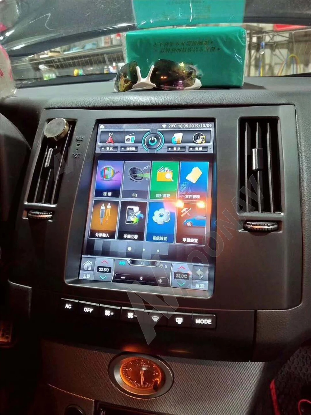 2 din Android auto stereo autoradio Tesla stiili Infiniti FX35 2003-2007 auto raadio multimeedia mängija, GPS navigeerimine 1